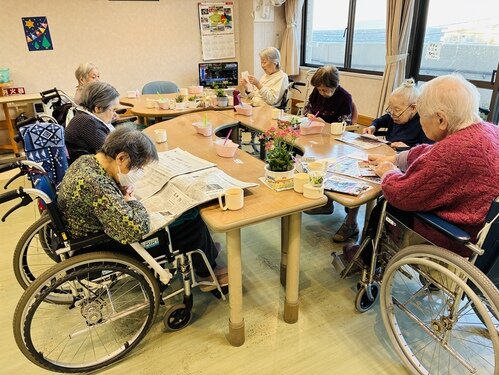 朝食を待つフロアの様子