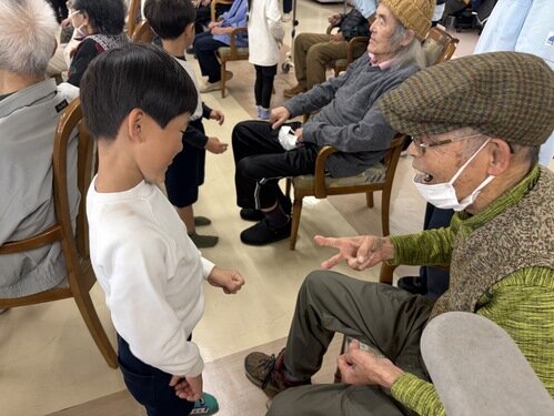 デイサービス　愛児園来訪